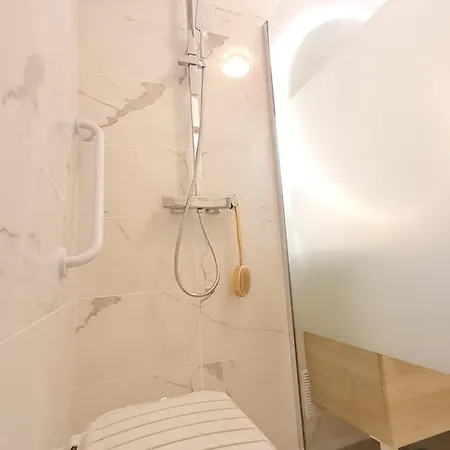 Happy - 2 Terraces - 1min To The * 칸느