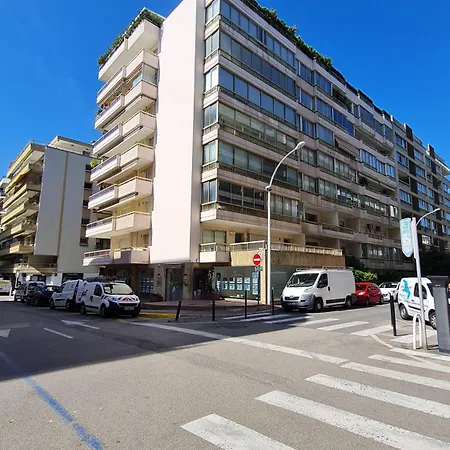 Happy - 2 Terraces - 1min To The 아파트