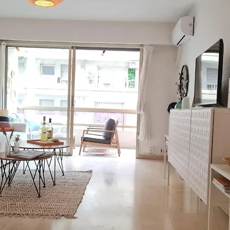 Happy - 2 Terraces - 1min To The 아파트