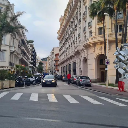 Happy - 2 Terraces - 1min To The 아파트 *