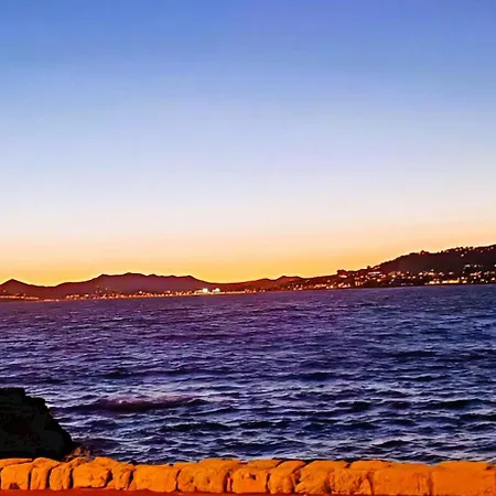 Happy - 2 Terraces - 1min To The * 칸느